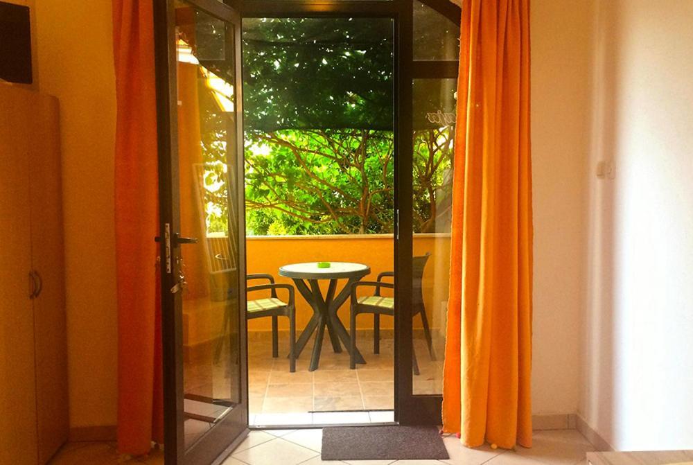 Apartments Damir 2838 โลปาร์ ภายนอก รูปภาพ