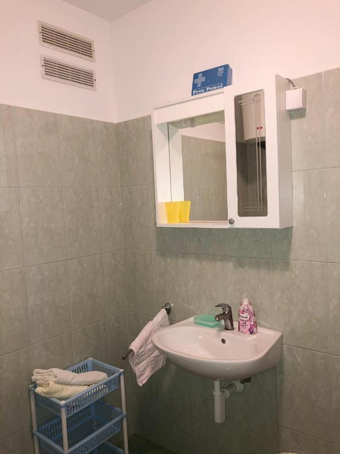Apartments Damir 2838 โลปาร์ ห้อง รูปภาพ